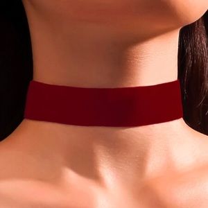 Elegant Red/Burgundy Choker Necklace